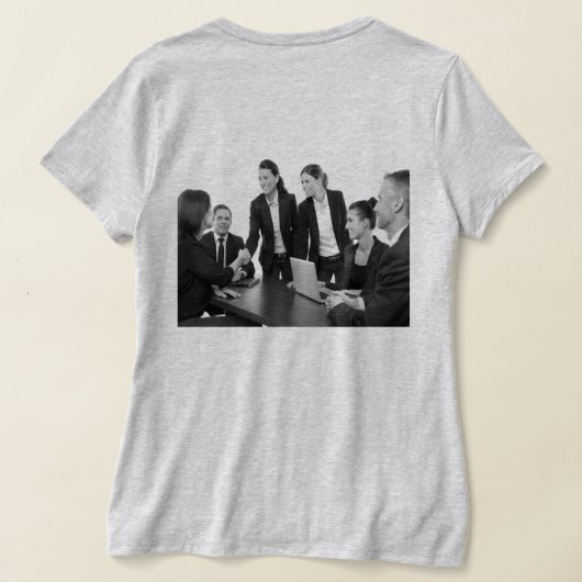 シンプルミニマルモダンモノグラムエレガントスタイルシック Tシャツ (レイダウン裏面)