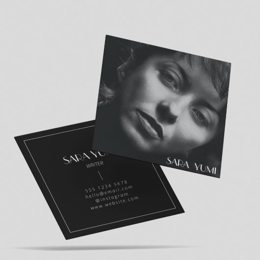 シンプルミニマルモダン黒白 スクエア名刺