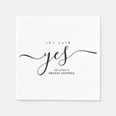 シンプルミニマル白黒ブライダルシャワー スタンダードカクテルナプキン (正面)