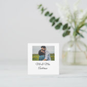 シンプルミミニマルス・アンド・ミセスがあなたの名前の写真を添える スクエア名刺 (スタンド正面)