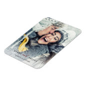 シンプルメリーと明るい写真の休日 マグネット (左側)