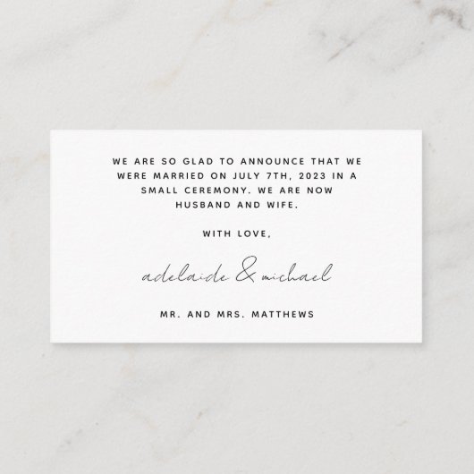 シンプルモダンたった今結婚しました結婚の写真カード エンクロージャーカード (裏面)