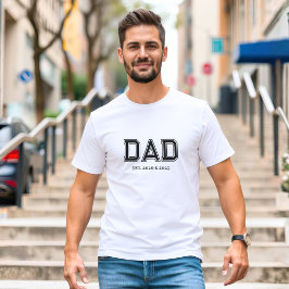 シンプルモダンなタイポグラフィーホワイト デザイン Tシャツ