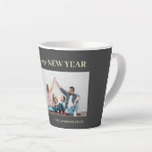 シンプルモダンエレガントHappy New Year One写真 カフェラテマグ (右アングル)