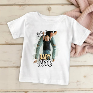 シンプルモダングランジの赤ちゃんの名前のカスタムフォト ベビーTシャツ