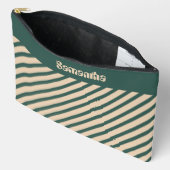 シンプルモダングリーンベージュクロスストライプズ アクセサリーポーチ (見開き)