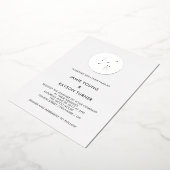 シンプルモダンサークルモノグラ結婚ム実在ズ 箔招待状 (回転した状態)