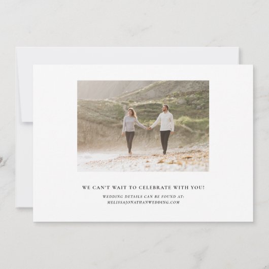 シンプルモダンタイポグラフィ写真の保存日付 セーブザデート (裏面)