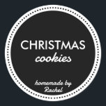 シンプルモダンホワイトホームメイドChristmas Cookie ラウンドシール<br><div class="desc">自家製クリスマスクッキーあなたのビジネスのためのシールはあなたのクリスマスの家庭用品のための完璧な味のラベル焼いたである。キッチンシンプルスタイルと連携したモダンスタイルの白い背景を持つ。文字与えはEtsyのグッズやカスタムクリスマスギフトのためのクリスマスラベル。カスタマイズ文字のブランドに合わせて欲しい靴下に入れて贈る小さなクリスマスプレゼントや愛する人のパーソナリティパーソナライズされたで満たされたクリスマスクッキーに使用できる。</div>