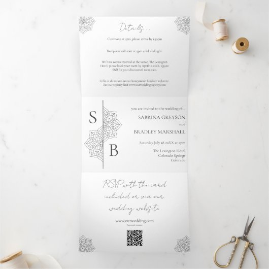 シンプルモダンボホモノグラムマンダラ結婚ズ 三つ折り招待状 (内部)