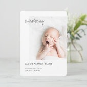シンプルモダンミニマル写真少年または女の子誕生 案内状 (スタンド正面)