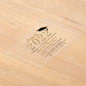 シンプルモダン卒業ハットのミニマリスト級 アクリル招待状 (レイダウン)