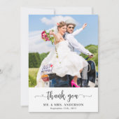 シンプルモダン可愛いシック結婚写真パーソナライズされたs サンキューカード (正面)