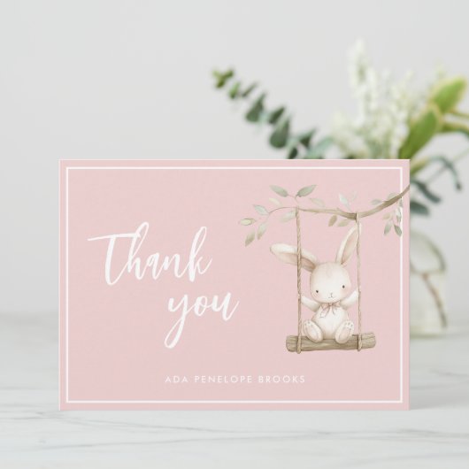 シンプルモダン台本ほこりっぽいピンクのベビーガール サンキューカード (スタンド正面)