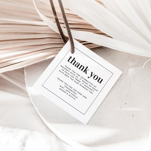 シンプルモダン感謝していタイポグラフィ生誕生日 フェイバータグ