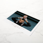 シンプルモダン白独身の写真新年 箔シーズンカード (回転した状態)