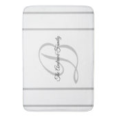 シンプルモダンGrey White Monogramファミリ名 バスマット (正面縦)