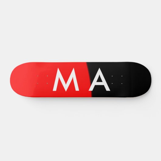 シンプルモノグラムあなたの名前を追加しますミニマル男t スケートボード (横)