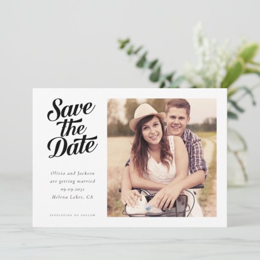 シンプルレトロタイポグラフィ写真 セーブザデート (スタンド正面)