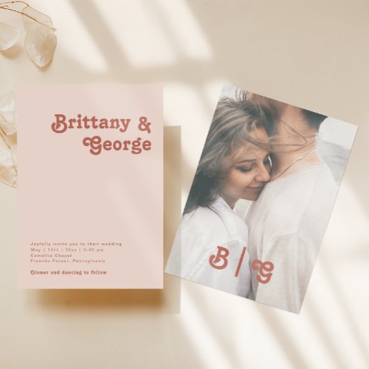 シンプルレトロ |赤面ピンクカジュアルフォトモノグラム 招待状