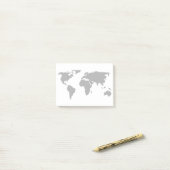 シンプルワールドマップデザイン ポストイット (デスク上)