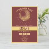 シンプルヴィンテージレトロ金ゴールド誕生日 招待状 (スタンド正面)