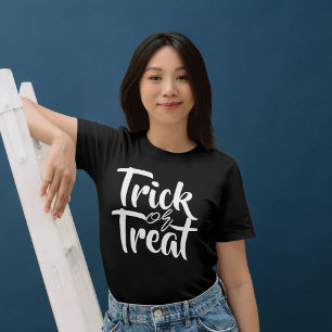シンプル不気味TrickまたはTreat Halloween Family Tシャツ