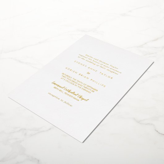 シンプル伝統的書結婚の金ゴールド 箔招待状 (回転した状態)