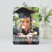 シンプル写真とカスタムメッセージの卒業 サンキューカード (スタンド正面)