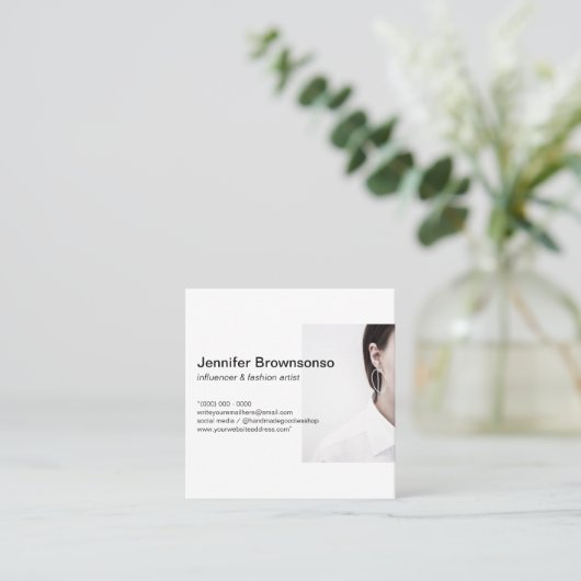 シンプル写真の追加ミニマル スクエア名刺 (スタンド正面)