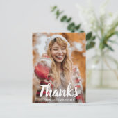 シンプル写真はっきりしたタイポグラフィモダン卒業 ポストカード (スタンド正面)