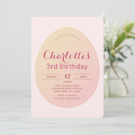 シンプル卵型ソフトピンク子供の誕生日 招待状 (スタンド正面)