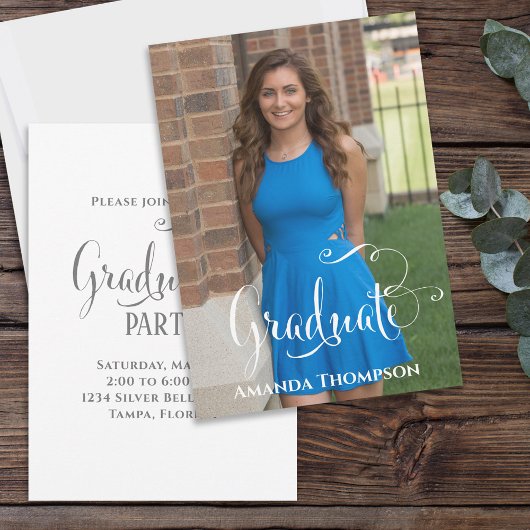 シンプル台本卒業写真テンプレート 招待状