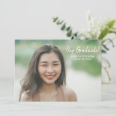 シンプル大学院オーバーレイ2フォトカスタム卒業式 案内状 (スタンド正面)