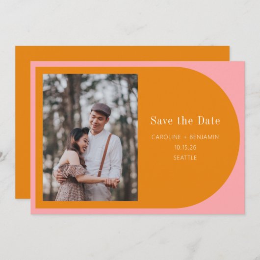 シンプル幾何学的ピンクオレンジタイポグラフィ写真 セーブザデート (正面/裏面)