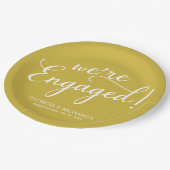 シンプル我々は婚約パーティ婚約した金ゴールド紙 ペーパープレート (アングル)