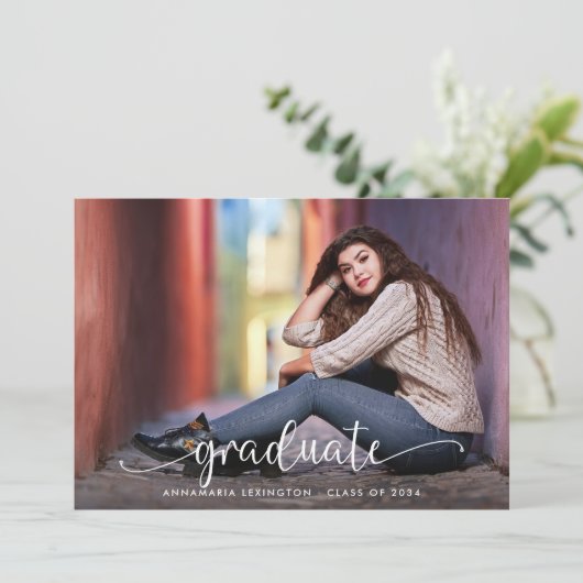 シンプル手書きスクリプモダント写真卒業 案内状 (スタンド正面)