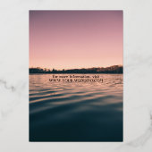 シンプル湖の風景の日付を保存  箔招待状 (裏面)