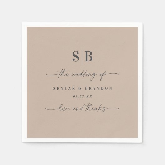 シンプル無地のカラーTAUPE BEIGEモノグラムの 結婚s スタンダードカクテルナプキン (正面)