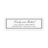 シンプル白クラシックエレガントタイポグラフィ ラベル (正面)