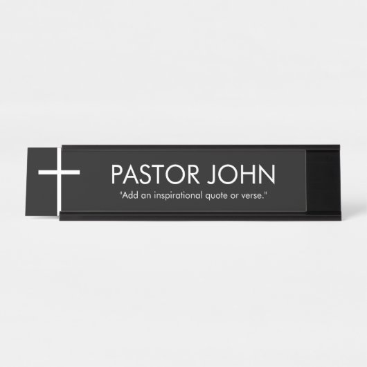 シンプル白十字と名前と引用文付き黒 デスクネームプレート (正面)