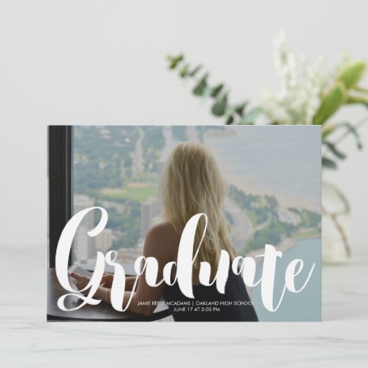 シンプル白黒の幾何学写真の卒業 案内状 (スタンド正面)