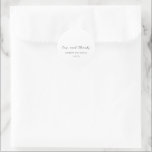 シンプル白黒クリーン結婚ズ ラウンドシール<br><div class="desc">モダンクラシックserifとスシンプルクリプトフォントを備えたデザインを備えたエレガント結婚式用シール。このデザインには「愛と感謝してい」と、あなたの名前と結婚日付が含まれる。</div>