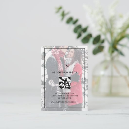 シンプル白黒フォトQRコード結婚 エンクロージャーカード (スタンド正面)