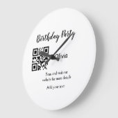 シンプル誕生日パーティーWebサイトバーコードQR追加の名前 ラージ壁時計 (傾斜)