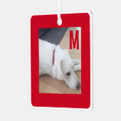 シンプル赤と白犬のイニシャルカスタム写真 メタルオーナメント (正面左)