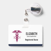シンプル赤血球登録ナースRN記号 バッジ (伸縮クリップ付きの裏面)