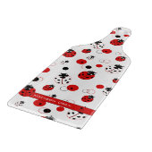 シンプル赤、黒、白のラディバグパターン カッティングボード (角)