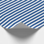 シンプル青と白の航海のストライプ ラッピングペーパー (角)