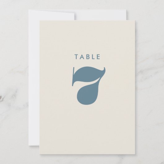 シンプル青はっきりしたタイポグラフィ表ナンバーカード (正面)